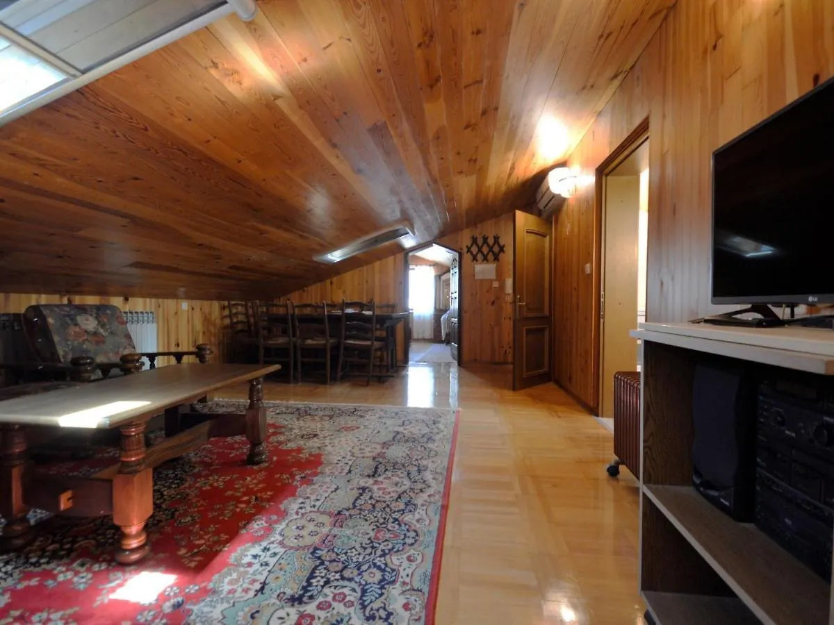 Apartment Villa Ursa - PUL320 Pjescana Uvala